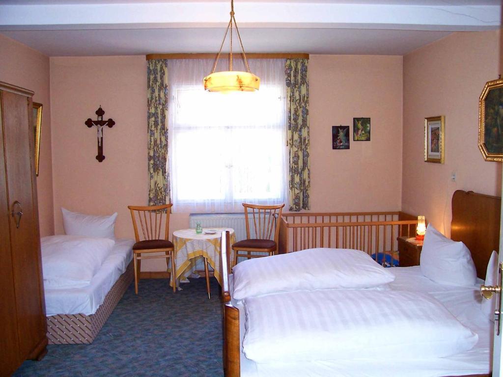 Hotel Krone Goessweinstein Cameră foto