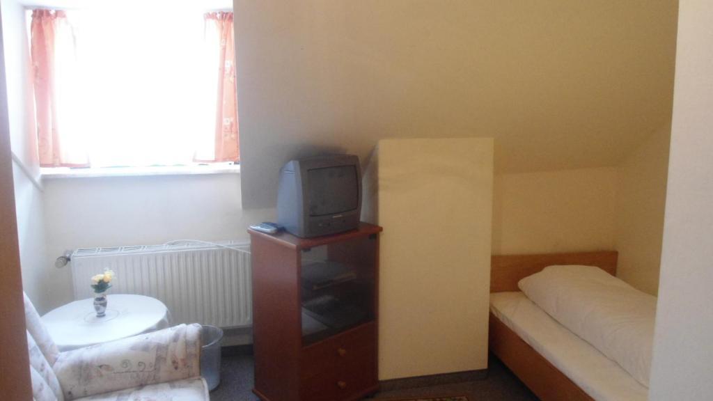 Hotel Krone Goessweinstein Cameră foto