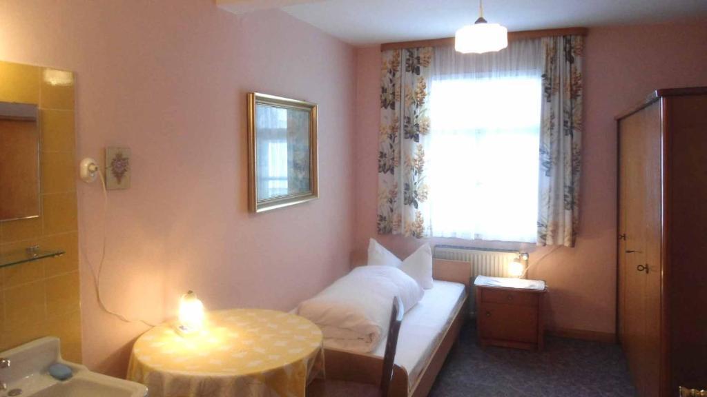 Hotel Krone Goessweinstein Cameră foto